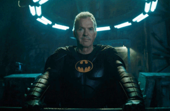 Batman, Supergirl, Zod, and Extra