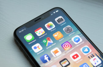 Did You Know?! iPhones Repeatedly Scan Your Face For Safety