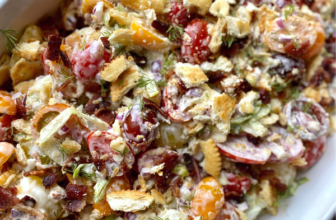 BLT CRACKER SALAD – The Southern Woman Cooks