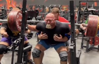 Nick Greatest Crushed a 350-Kilogram (771.6-Pound) Squat 5 Months After Kidney Surgical procedure