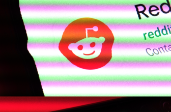 Reddit CEO Steve Huffman Calls Moderators ‘Landed Gentry’