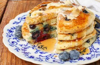 Blueberry Buttermilk Pancakes – Barefeet within the Kitchen