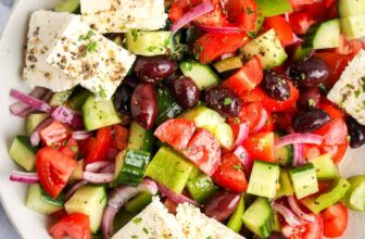 Greek Salad – Spend With Pennies