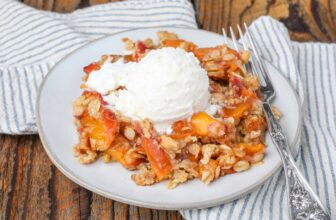 Peach Crunch – Barefeet within the Kitchen