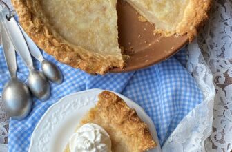OLD FASHIONED WATER PIE – The Southern Girl Cooks