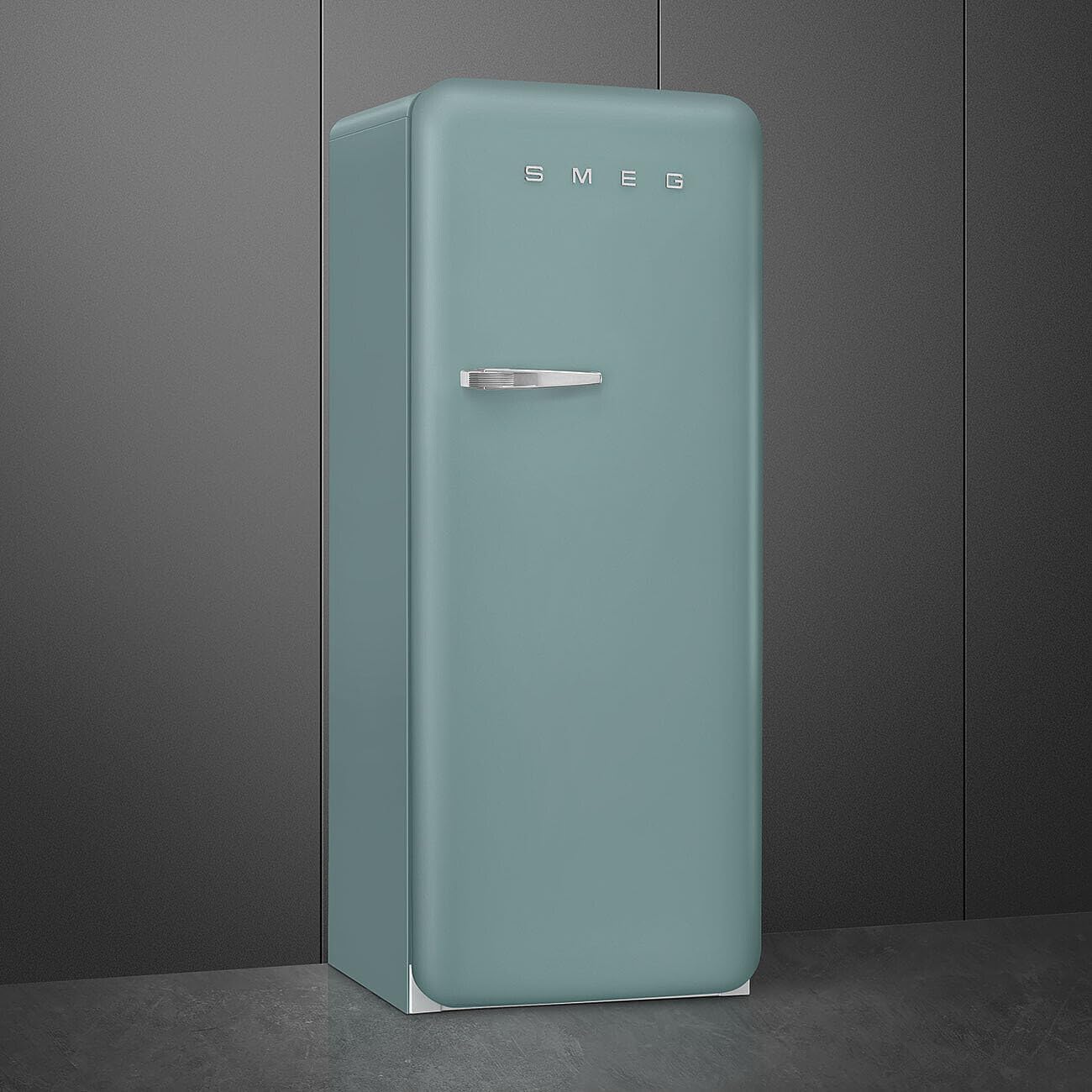Smeg Retro Style FAB28 50s Style Refrigerator, Right Hinge, Matte Jade – 9.93 Cu. Ft. – Made in Italy - Image 4