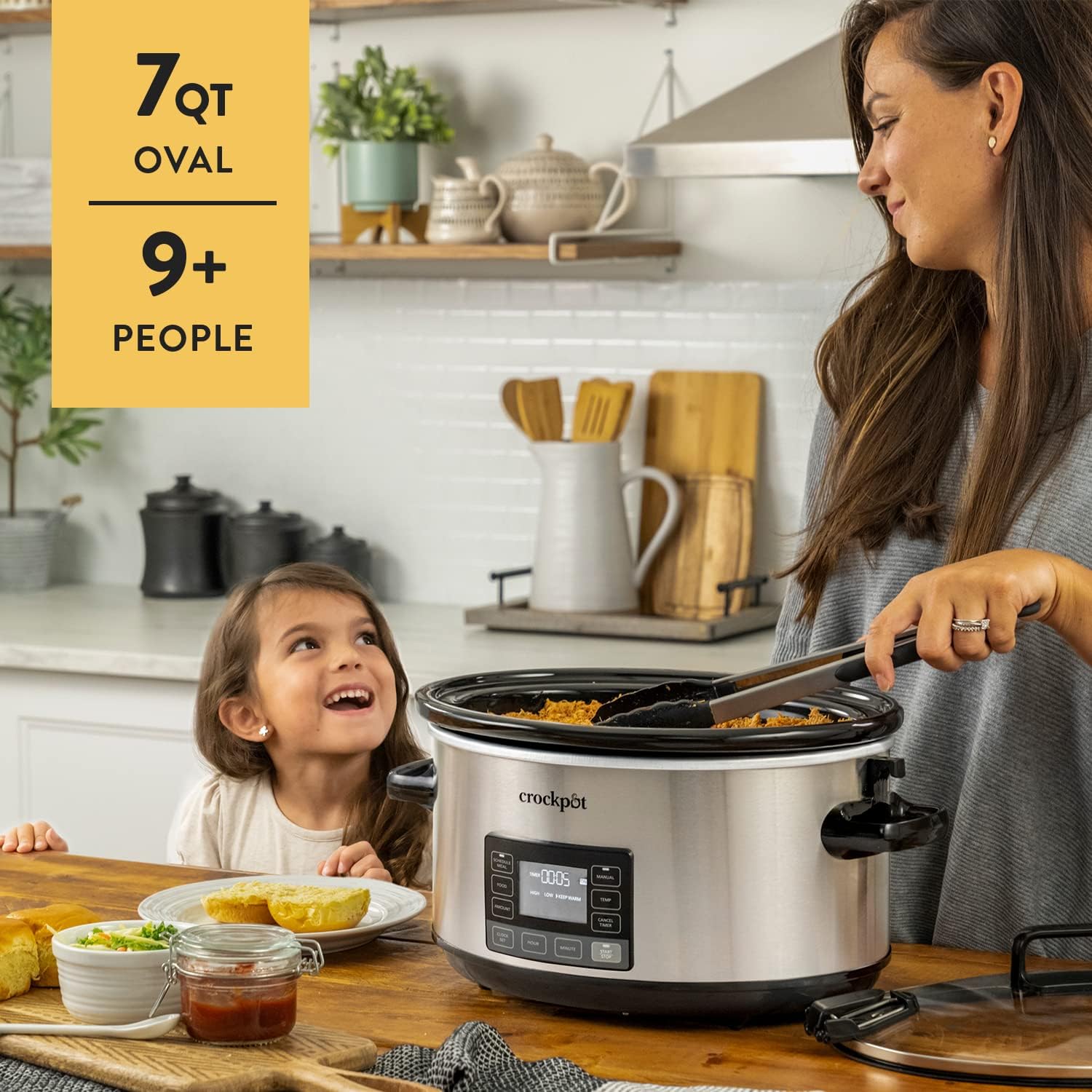 Crock-Pot 7-Quart Slow Cooker, Portable Programmable with Timer, Locking Lid, Stainless Steel; an Essential Kitchen Appliance, Perfect for Families and Gatherings - Image 4