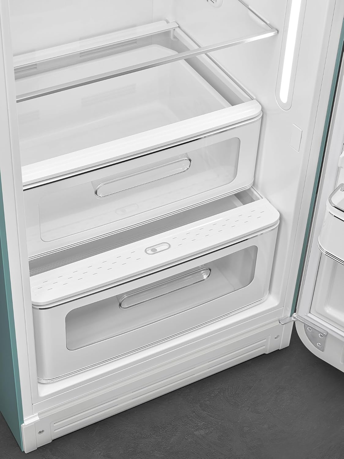 Smeg Retro Style FAB28 50s Style Refrigerator, Right Hinge, Matte Jade – 9.93 Cu. Ft. – Made in Italy - Image 7