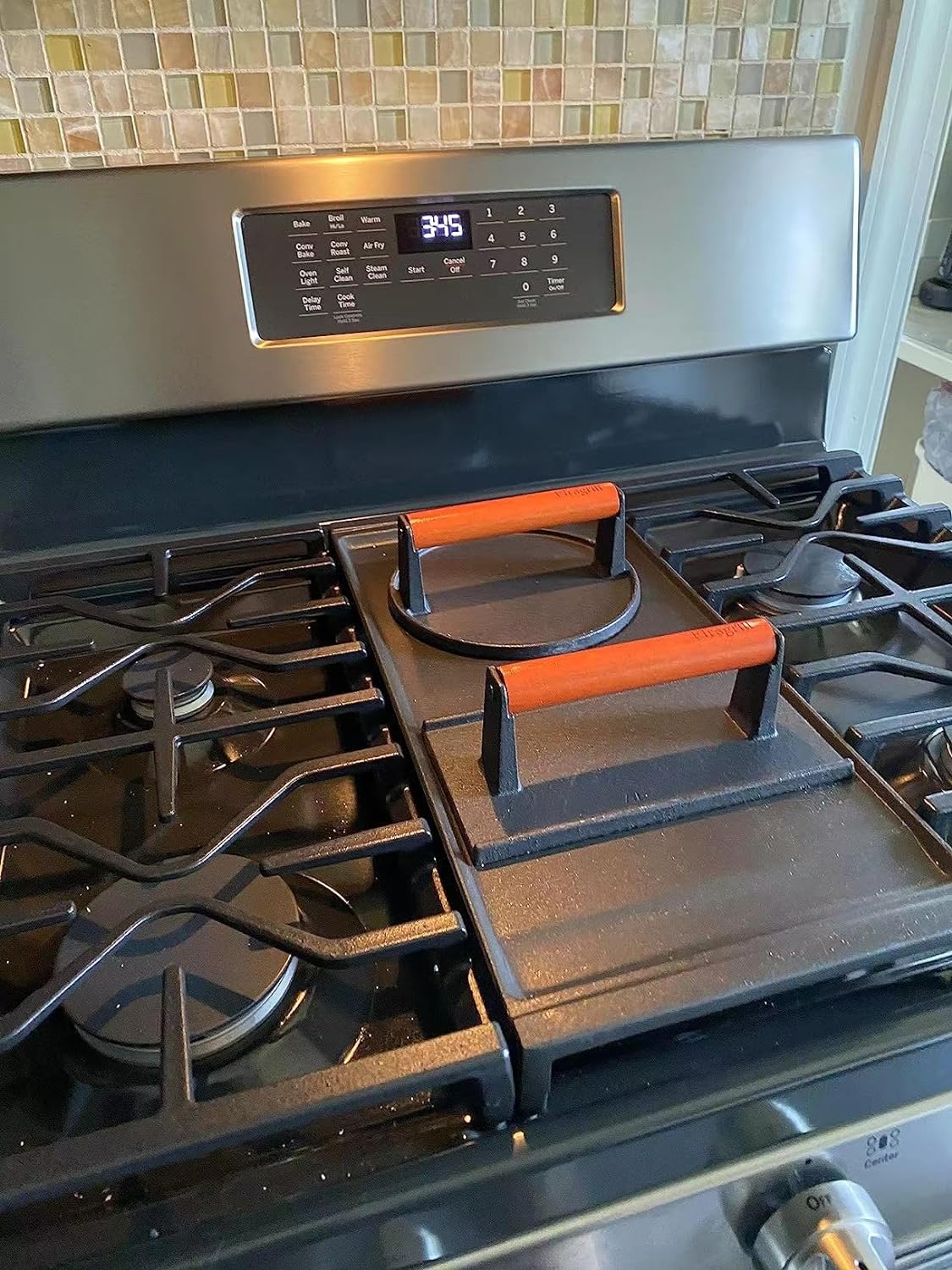 Firsgrill Burger Press 7.08" Round,Heavy-Duty Cast Iron Smash Burger Press Meat Steak With Wood Handle for Blackstone Camp chef Pitboss Weber Griddle Grills(Round) - Image 5